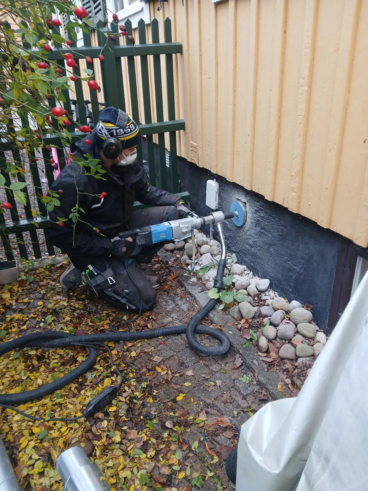 Bild tagen 2025/09/03 när Villaklimat installerar en Mini-FTX