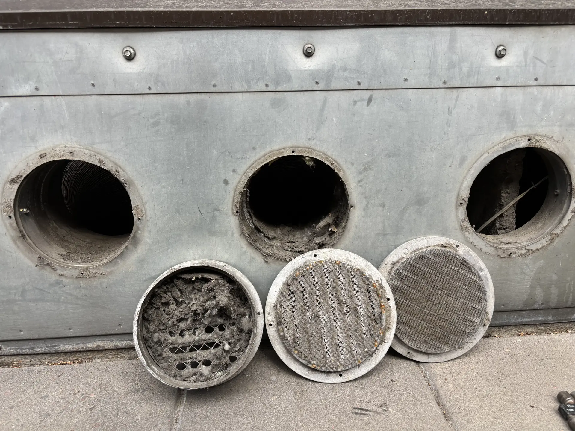 Före och efter bilder av kanalrengöring 1